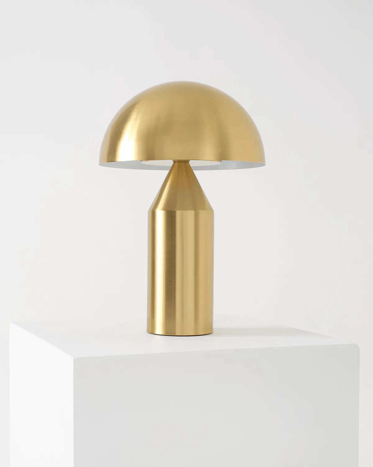 Venus table lamp — Brass